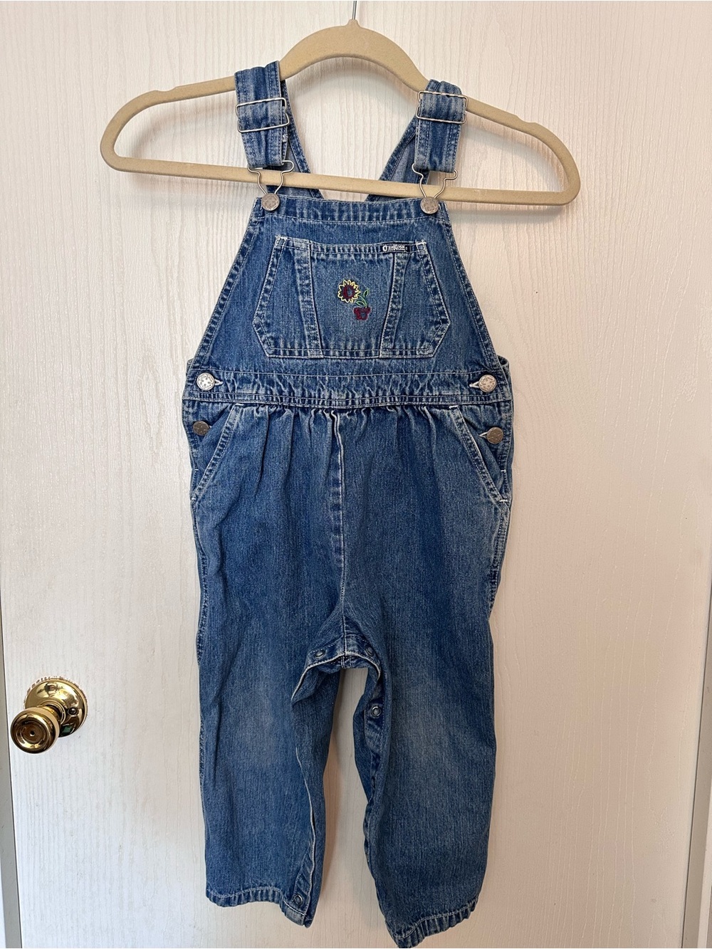 Oshkosh B’Gosh 100% cotton vintage denim overalls size 4T